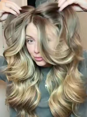Dare I say an air wrap dupe! If you want an affordable air wrap for your hair then get this one! The price on this hair tool is unmatched. I wish I would have known about this sooner. #hair #curls #airwrap #hairtutorial #curlingiron @ATOPSKINS.US 