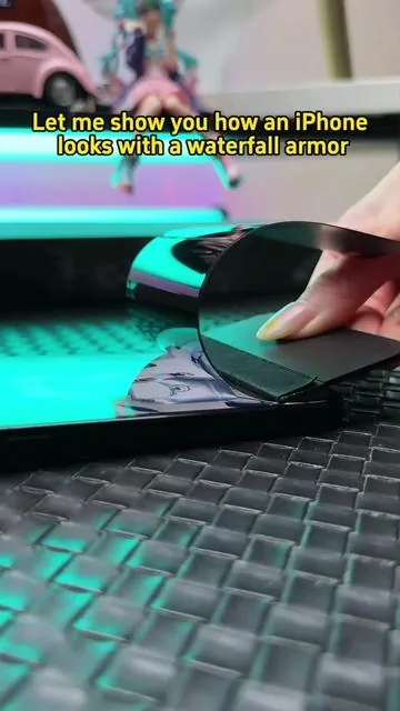 “For just a few bucks, you can protect your phone for years. Would you buy it?”#tiktokshopblackfriday #tiktokshopcybermonday #screenprotector #fyp #onefish 