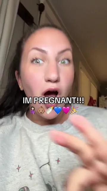 Overflowing with joy 🥰 baby number 3 coming 2026!!! @O Positiv #ttcjourney #pregnancytest #pregancy #tiktokshopcreatorpicks #preggo 