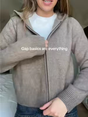 love this sweater hoodie sm!! size small 