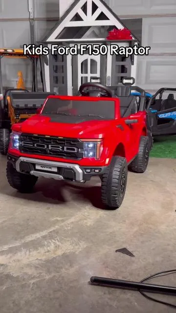 The ultimate 24V 2 seater ride on truck for your kids #rideontoys #rideoncar #ford #f150 #kidstruck 