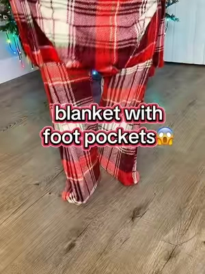 cozy blanket with feet pockets The ultimate gift for anyone!!! Are you kidding me? This is going to be the best holiday gift that you could buy this season... kids, teenagers, coworkers, friends, sisters, spouses parents are going to absolutely love this blanket with feet pockets — seriously, the ultimate cozy vibe for home #feetpocketblanket #holidaygifts #cozyblanket #blanketlife #cozyhome