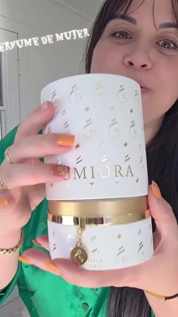 #CapCut #fragancia #parfumviral #perfume #mujer 