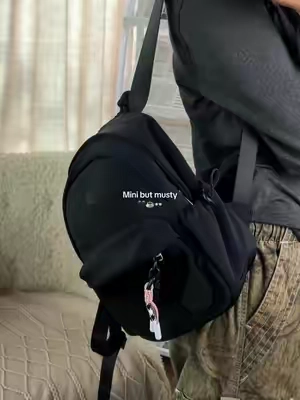 Obsessed with this mini backpack🥳#bagsmart #everydayessentials #backpack #minibag #minibackpack 