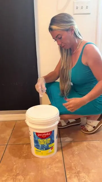 ✅✅