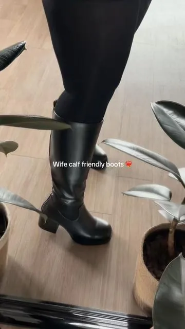 All the wide calf ladies to the front! ITS OUR TIME TO SHINE! 😍 #tiktokshopcybermonday #tiktokshopblackfriday #tiktokshopcreatorpicks #widecalfboots #boots 