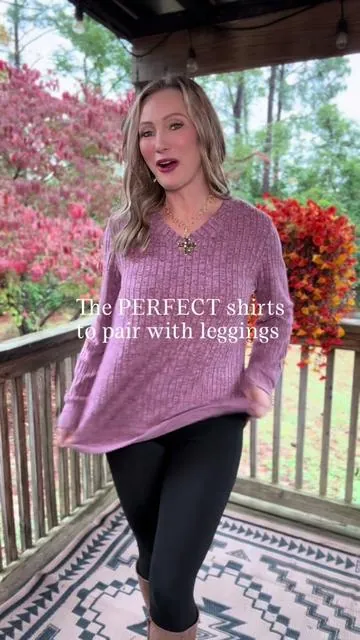 The perfect shirt to pair with leggings now at a better price! #longsleeveshirt #fallfashion #womensfashion #tiktokshopblackfriday #tiktokshopcybermonday 