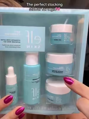 This elf set is the perfect stocking stuffer for a girl ##stockingstuffer##stockingstufferideas##elfcosmetics##christmasgiftideas