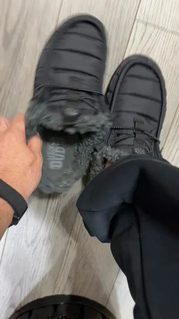 HEYDUDE Wally and Wendy Slip Camp Comfortable Slip on Shoes #tiktokshopcreatorpicks #tiktokshopfalldealsforyou #tiktokshopblackfriday #tiktokshopcybermonday #falldealsforyou @HeyDude 