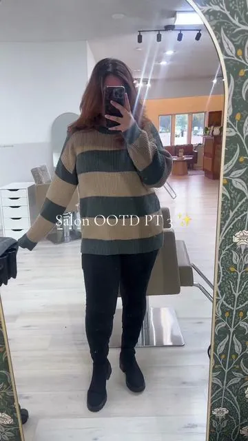 This sweater is so perfect for fall 🤭 #ootd #fashion #falloutfits #tiktokshop 