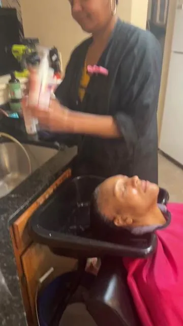 We Got Korean Silk Press at home girl! Save yourself that $200 bill! #koreanhaircare #drmelaxin #kbeauty #hairtok #heatdamage 