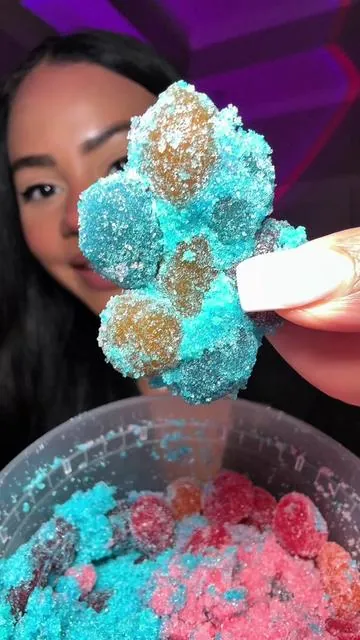 Trying the cotton candy gusheeze! 🍭💖 #gusheeze #tiktokmademebuyit #tiktokshopcreatorpicks 