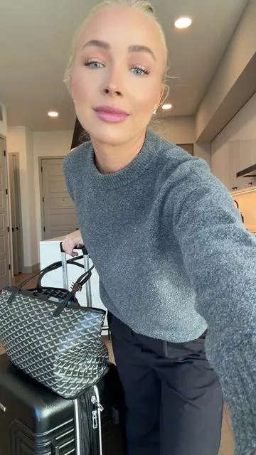 Travel OOTD! 