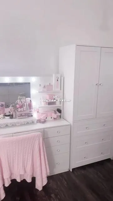 needed this badly to hold my clothes it’s so spacious and cute 🥰 #cute #wonyoungism #pink #roomdecor #vanity 