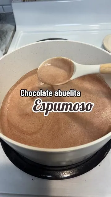 Chocolate abuelita para las bendis 😋 #chocolateabuelita #chocolate #deli #tradicionmexicana 