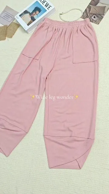 So lightweight and soft - perfect for all-day wear! 🏃‍♀️ That relaxed fit feels like a dream! 💫#falloutfits #fallfashion #widelegpants #comfystyle #ootdfashion 