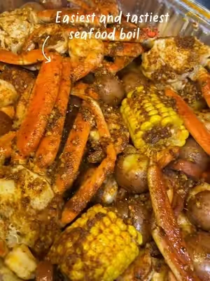 This seafood boil is as easy and delicious as it can get 😍 brb going to order more 😭 @Crab it while it’s hot #seafoodboil #crabboil #Foodie #tiktokshopfinds 
