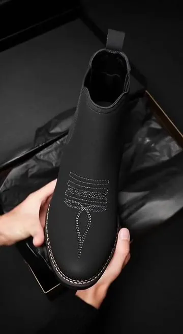 Men’s Chelsea Boots-Stylish Design for Casual & Formal Wear #mensboots #chelseaboots #stylishshoes#casualstyle #formalwear 