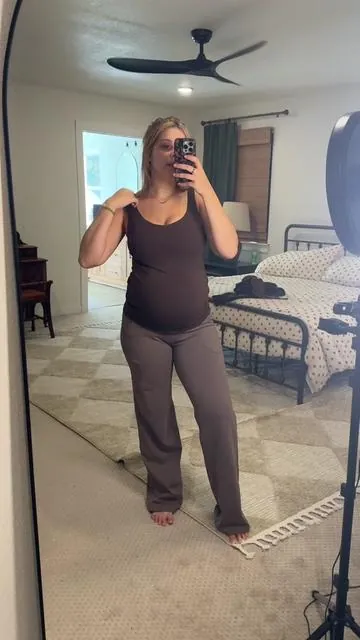 Full coverage nursing tank top that actually supports the top! With adjustable straps. Order your true size! #breastfeeding #mommusthaves #nursing 