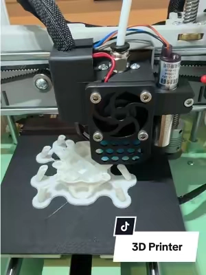 This is such a good beginner 3D printer. Both my 7 year old and 11 year can run this thing #3dprinter #giftsforkids #tiktokshopcreatorpicks #tiktokshopblackfriday #tiktokshopcybermonday 