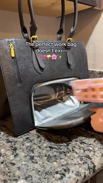 The most convenient bag ever!  😍 It’s insulated, holds a laptop & 2 bottles! ✨👏 @Lovevook Bags  #lovevook #tiktokshopblackfriday #workbag #lunchbag #totebag 
