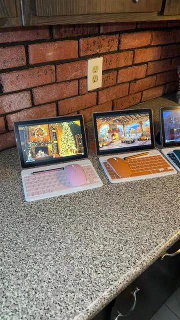 I’ve had mine for almost a year (pink one) and it’s done me right! It’s still fast, still working great! I stream on it, game on it, school on it. Literally everything and I can’t believe the price that’s why I scooped up two more for gifts!! #tabletbundle #electronics #giftideas #giftsforher #giftsforhim 