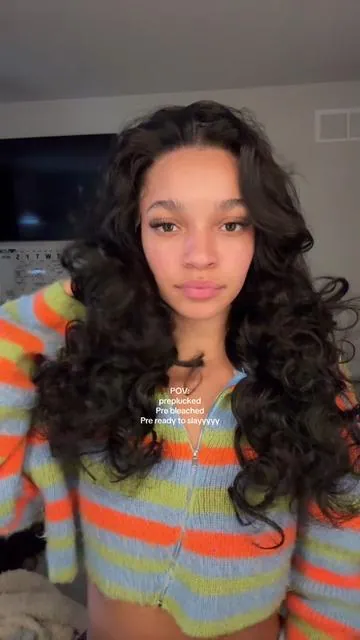 Hair from @Sunber Hair @Sunberhair 