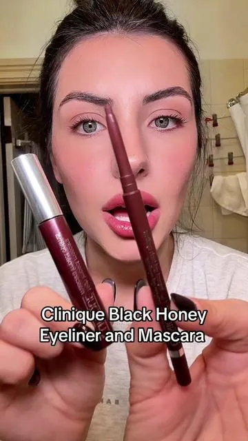 The way this makes everyone’s eye color POP  @Clinique @Clinique Store #clinique #cliniqueblackhoney #tiktokshopblackfriday #fallmakeup #tiktokshopcreatorpicks 