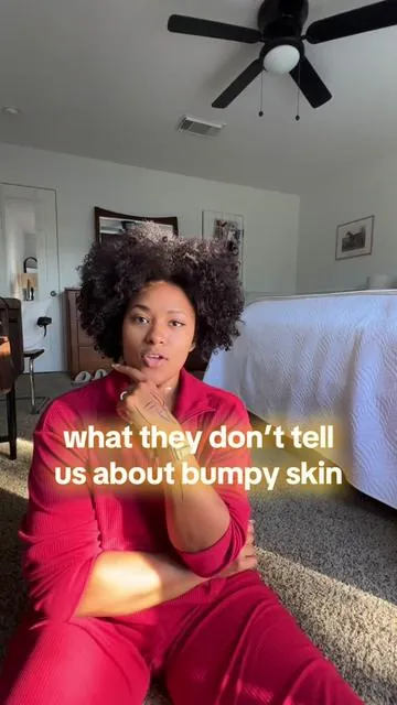 Bumpy skin, no more! Smooth out your bumps on your legs (keratosis pilaris) with this exfoliating body wash that has ceramides. #bodywash #keratosispilaris #smoothskin #bodycare #tiktokshopblackfriday @Chemist at Play 