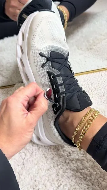 On Cloudtilt will ALWAYS be my go to sneakers for casual, everyday, wear.  @Evans Sneakers  #oncloud  #sneakers #tiktokshopcreatorpicks  #tiktokshopblackfriday  #SuperBrandDayBFCM 