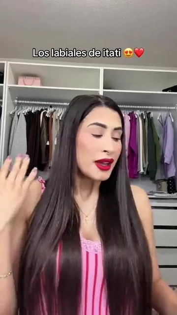 Los labiales de itati 😍❤️ #itatilopez #sueltalalengua #doñasilvia #itatilive #itatismosticonicmoments 