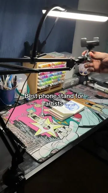 This stand lowkey motivated me to started posting consistently again 😭 #artist #artsupplies #artistoftiktok #drawing 