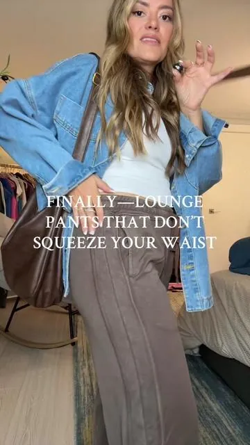 These wide-leg sweatpants are everything. Vintage acid wash, cute side detail, and that little tulip ankle moment 🤌 They’re the most comfortable lounge pants I own — not tight at the waist AT ALL. If you carry your weight in your midsection, you know why that matters 😅 So many cute colors too! Wide leg sweatpants • Vintage acid wash • Comfy lounge pants • Relaxed fit @TanmingFashion  #TikTokShopCreatorPicks #WideLegPants #LoungeWear #ComfyOutfits #StyleFinds
