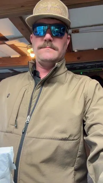 Daughter: “DAAAAD” 😂🤦‍♂️#fyp #mensfashion #mensboxers #mensclothing 