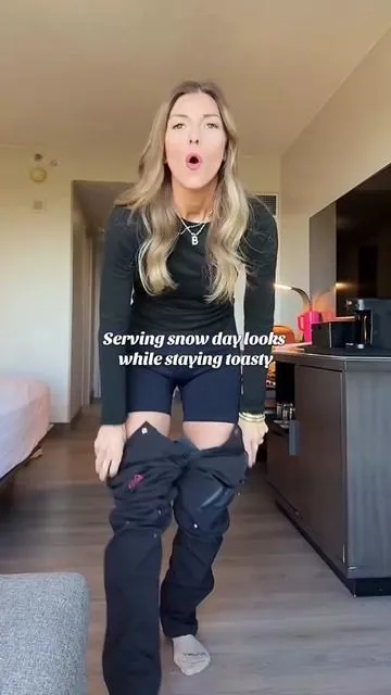 #tiktokshopblackfriday #tiktokshopcybermonday #snowpants #wintergear #outdoorfun 