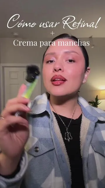 Así es como debes utilizar tu retinal, te explico que ingredientes puedes usar con el retinal y cuáles evitar! Y esta crema de @celimax.global PORE+DARK SPOT es la crema perfecta para tratar manchas postacneicas o melasma #retinal #manchasenlapiel #melasma #acidotranexamico #retinoides 