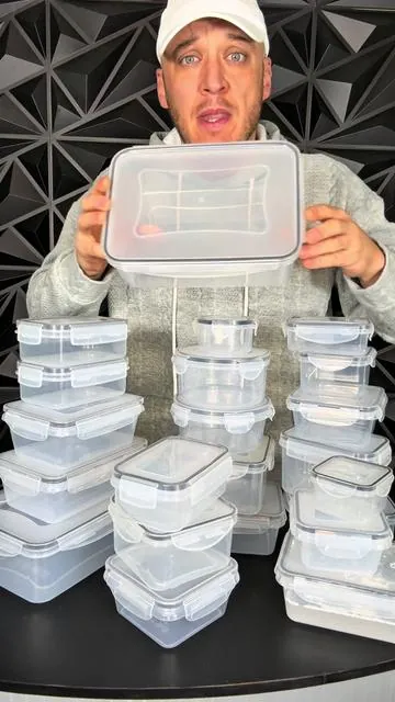 BPA FREE Food storage containers with snap lock on lids. #creatorsearchinsights #foodstorage #TTSNORTHEAST #TikTokShopBlackFriday #TikTokShopCyberMonday 