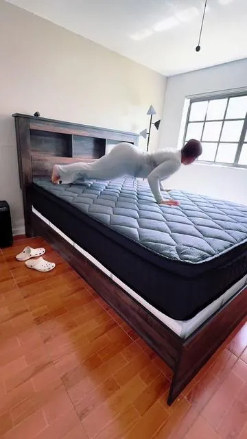 Your whole life is centered around the mattress you choose-this decision was too easy 🥰🛌💤 #TikTokShopCyberMonday #TikTokShopBlackFriday #creatorpicksambassador #tiktokshopcreatorpicks 