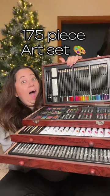 This set of 175 pieces of art is a artists dream. Choose from different colored cases and comes with 2 books! So many options to create. #artistsoftiktok #artkit #drawingkit #arttok #tiktokshopblackfriday 