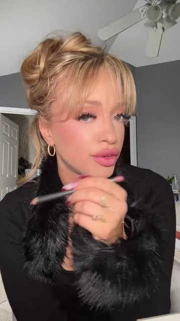 MAC Super brand day is here! #tiktokshopcreatorpicks #tiktokshopblackfriday #maccosmetics #lipliner #superbranddaybfcm @maccosmetics 