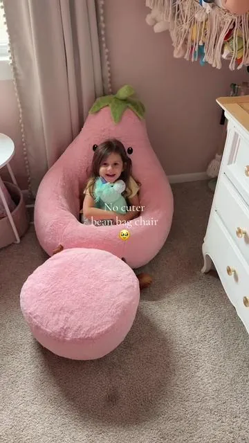 She’s so good I ordered another for my 1 year old 🤩🥰  #eggzu #beanbagchair #kidsbeanbags #tiktokshopblackfriday #tiktokshopcybermonday 