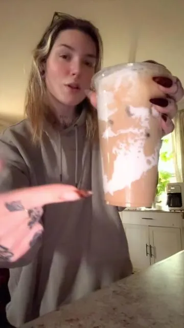 not the marshmallow stuck to my lip the whole video 😂😭 @Caffeine, Candles & Chaos is currently having the BIGGEST black friday sale and their coffees are under $2 right now!!! 🙌🏻 insane! click the orange shopping cart to look at all their flavors and if coffee isn’t your thing i have their loaded teas, waters, and lemonades in my showcase for yall! no more excuses for your health. i’ve lost 190 pounds, no gallbladder and lactose intolerant and i don’t start my morning without my coffee! 🖤 #fyp #grwm #viral #coffee #fitness 