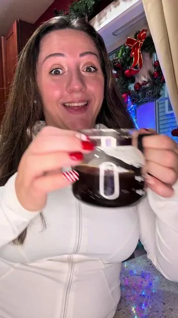 Coffee pot mug is the best Christmas gift idea! It’s unique and fun and always such a conversation starter. #coffeepotmug #coffeemug #coffeecup #christmasgiftideas #tiktokshopcreatorpicks 