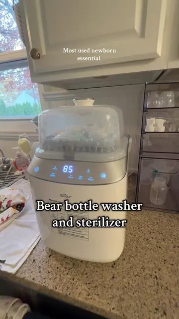 I don’t know who needs to hear this, but you do NOT have to stand at the sink washing bottles all day 😭🍼 The Bear bottle washer + sterilizer has been the biggest game changer. I literally toss the bottles in, press a button, and it washes, rinses, and sterilizes everything for me. No more scrubbing, no more boiling water, no more stressing about whether things are actually clean. If you’re a busy mom, exclusively pumping, combo feeding, or just trying to survive the newborn stage… this is worth every penny. ✨
