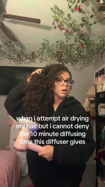 not like it’s damaging my hair anyway🤷‍♀️