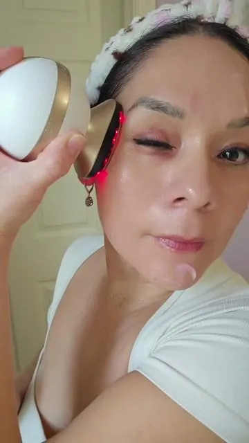INIA SPHERA & PDRN Peptide Peptide. Anti-Aging skincare bundle.  Demasiada tecnologia en una maquina facial!. @INIA Official @INIA BeautyCraft #tiktokshopblackfriday #beautydevice #bfcm  #microcurrent #lymphaticdrainage 