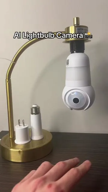 In 2025 it’s absolutely essential to have some sort of security camera, and it’s important your cameras are of high quality. This Luna Ai lightbulb cameras features are absolutely insane, and it’s not crazy hard to setup either, grab them up before that price goes back to 40$ #ai #camera #lightbulb 