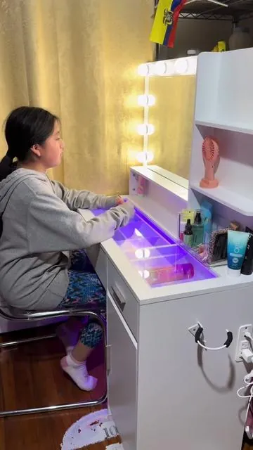 #makeupvanity #vanitywithlights #vanitymakeup #tiktokshop #vanity 