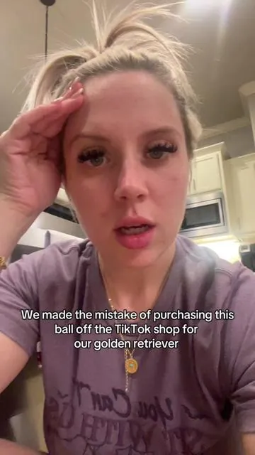 Golden retriever problems 😂 #goldenretriever #goldenretrieverlife #dogmomsoftiktok #fyppppppppppppppppppppppp #tiktokshopfinds 