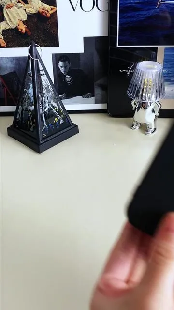Vloggers, THIS DELIVERS! 🎥 Charge while filming—stable stand + tight magnet. Black Friday win! #TikTokShopBlackFriday #TikTokshopCyberMonday #TikTokMadeMeBuyIt #TikTokFinds #FastCharging